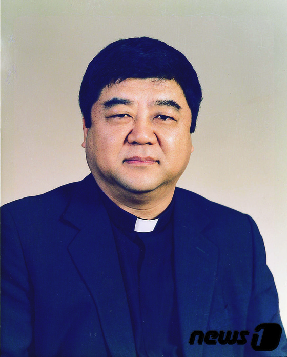 박홍 신부. (한국천주교주교회의 제공) © 뉴스1