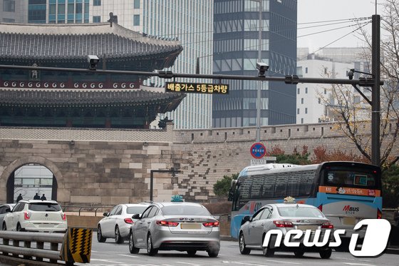 배출가스 5등급 차량, 서울 사대문 안 운행제한