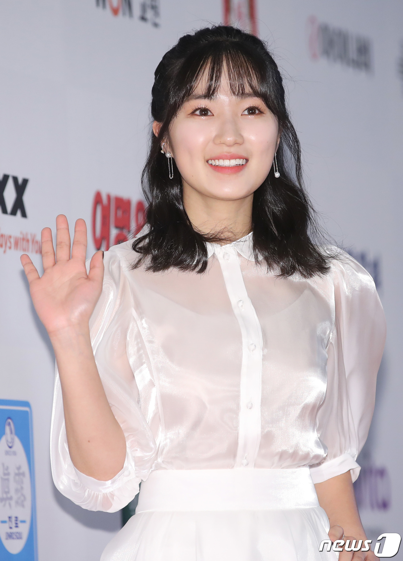(서울=뉴스1) 권현진 기자 = 배우 김혜윤이 17일 오후 서울 영등포구 여의도 콘래드호텔에서 열린 '2020 대한민국 퍼스트브랜드 대상 시상식'에 참석해 포즈를 취하고 있다. 2 …