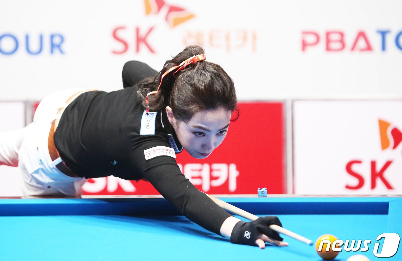 본문 이미지 - 차유람 선수가 18일 오후 경기 고양시 한 호텔에서 열린 PBA투어 6차 대회 'SK렌트카 PBA-LPBA 챔피언십' 대회에서 8강전 경기를 갖고 있다. (PBA투어 제공) 2019.12.18/뉴스1