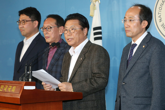 국힘 사무처노조, 무소속 박맹우 향해 "위대한 결단 기다리겠다"