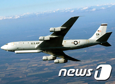사진은 미 공군 정찰기 E-8C 조인트 스타즈의 모습. (미 공군 제공) 2019.12.25/뉴스1