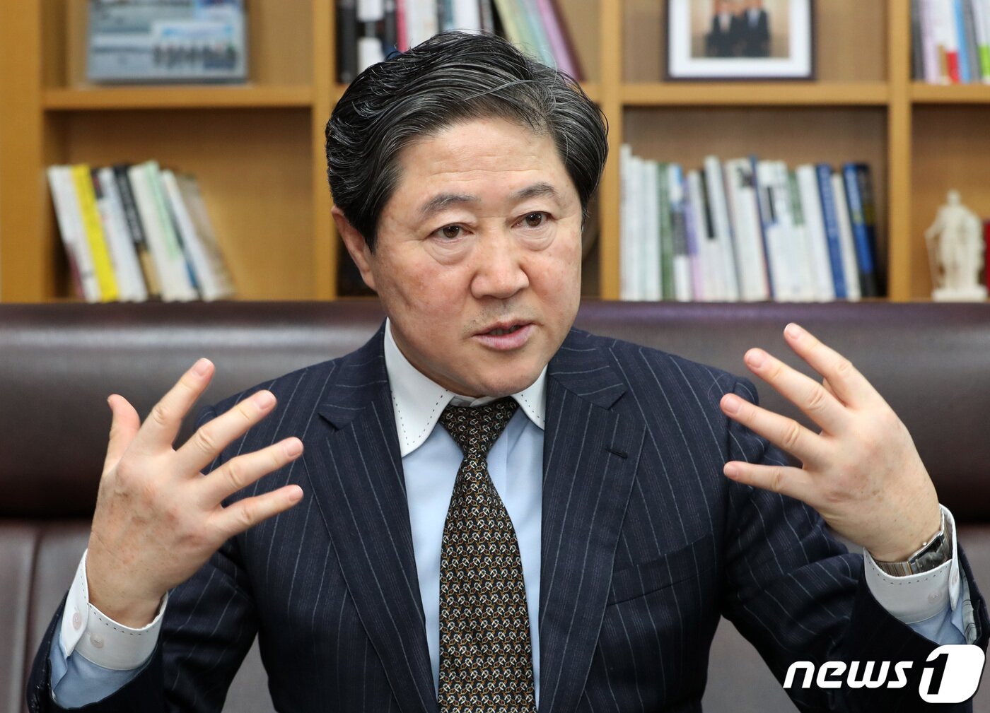본문 이미지 - 원내대표에 도전하는 유기준 자유한국당 의원. 2019.12.5/뉴스1 ⓒ News1 이종덕 기자