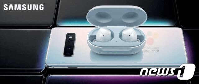 본문 이미지 - 갤럭시 버드가 갤럭시S10 위에서 무선 충전되는 것으로 보이는 모습. (원퓨처 캡처) ⓒ 뉴스1