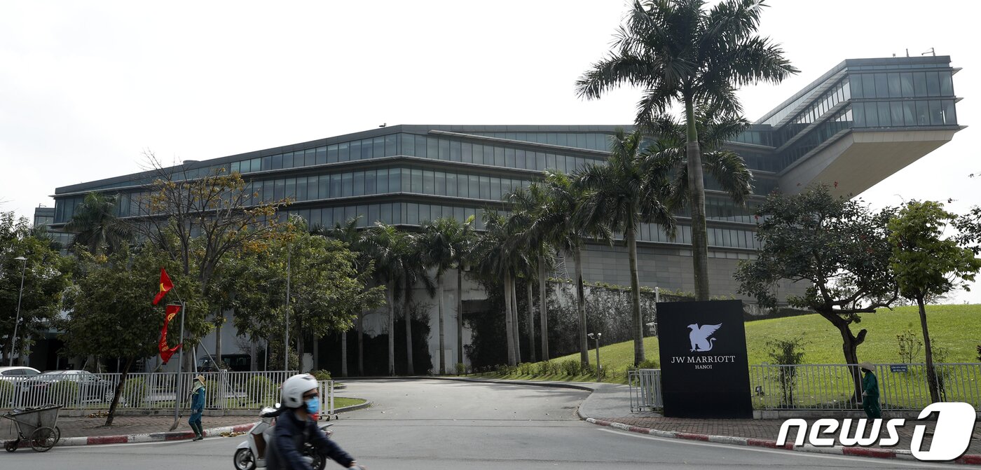 본문 이미지 - 제2차 북미정상회담이 약 2주 앞으로 다가온 14일 베트남 하노이에 위치한 JW 메리어트(Marriott) 호텔.2019.2.14/뉴스1 ⓒ News1 안은나 기자