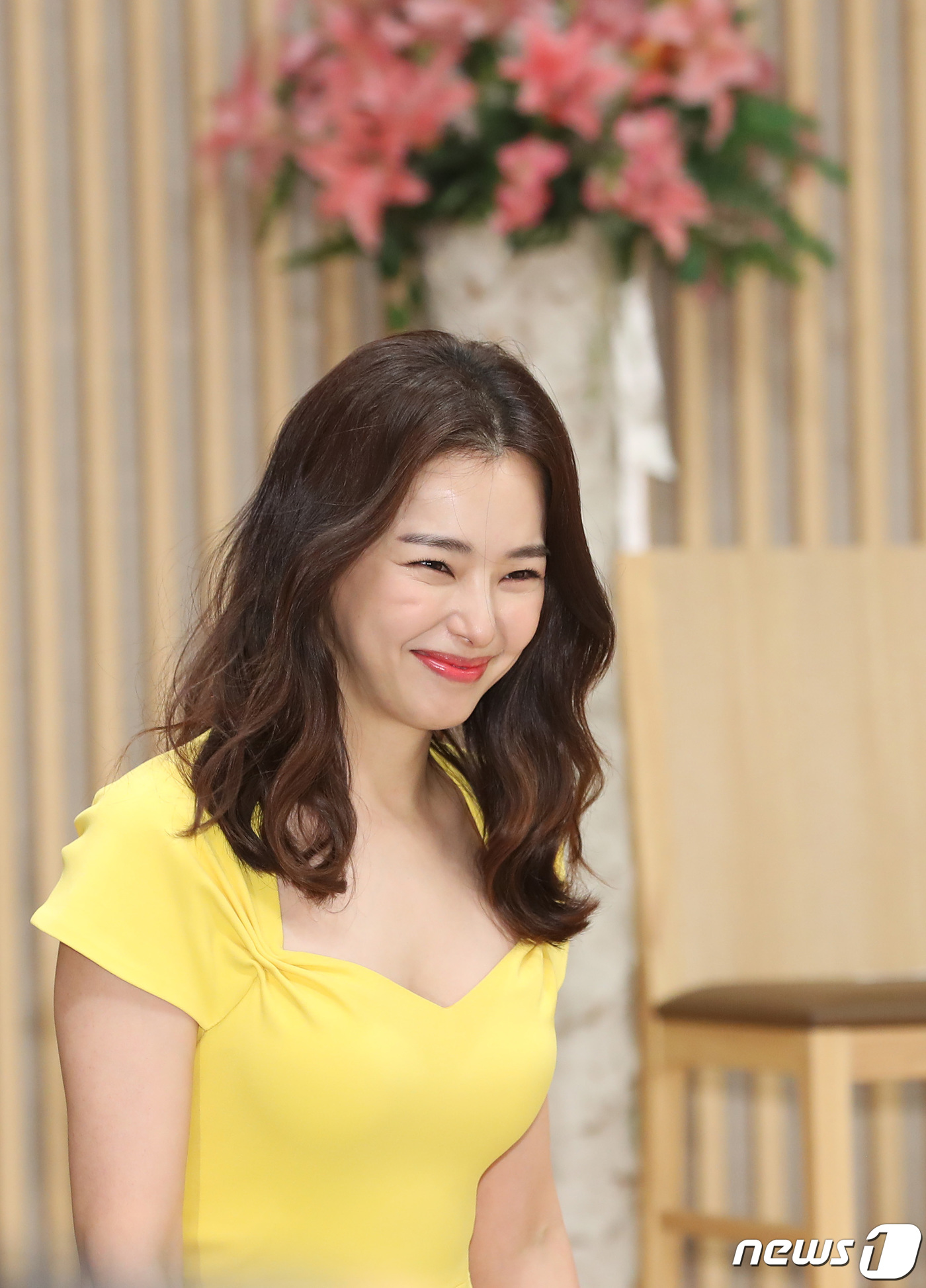 (서울=뉴스1) 권현진 기자 = 배우 이하늬가 15일 오후 서울 목동SBS에서 열린 금토드라마 ‘열혈사제’(극본 박재범/연출 이명우) 제작발표회에 참석하고 있다.‘열혈사제’는 다혈 …