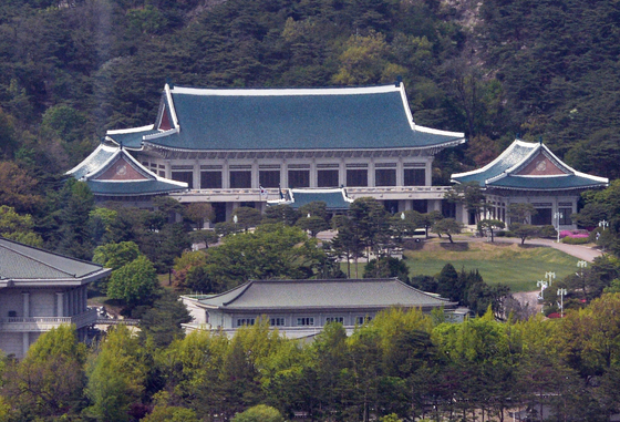 中 헬륨 수출 금지 여파 우려…청와대 "韓 반도체 업계 영향 없다"