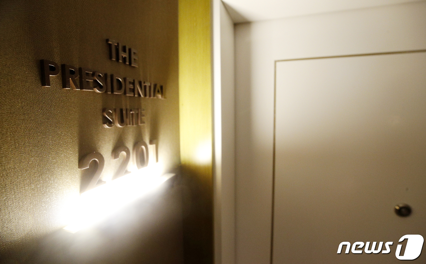 (하노이=뉴스1) 안은나 기자 = 베트남 하노이에 위치한 멜리아(Melia) 호텔의 더 프레지덴셜 스위트. 제2차 북미정상회담을 위해 26일 하노이에 도착할 김정은 북한 국무위원장 …