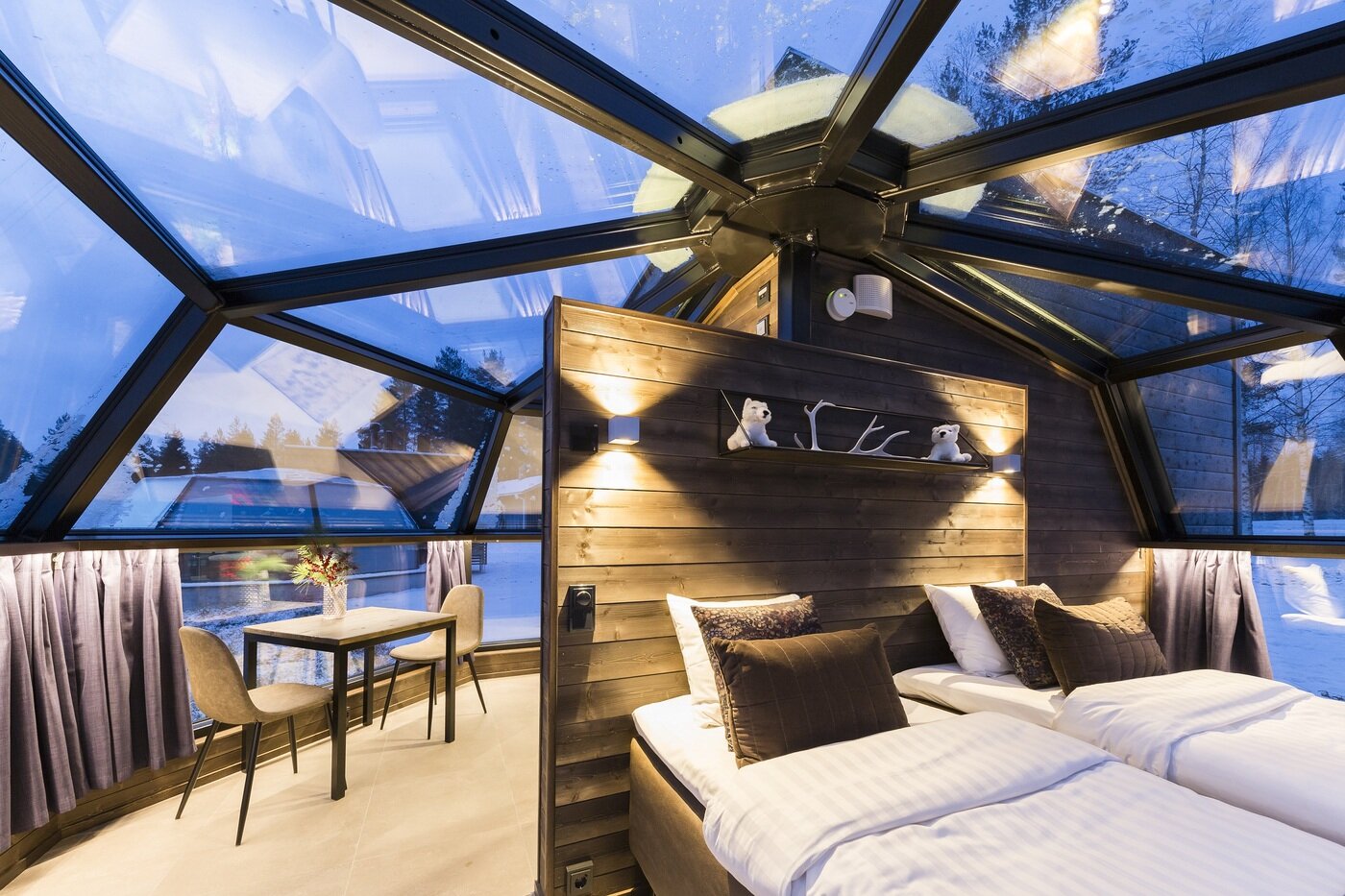 본문 이미지 - 아크틱 폭스 이글루 내부