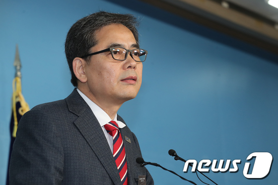김학의 전 차관 사건 관련 혐의 부인하는 곽상도 의원