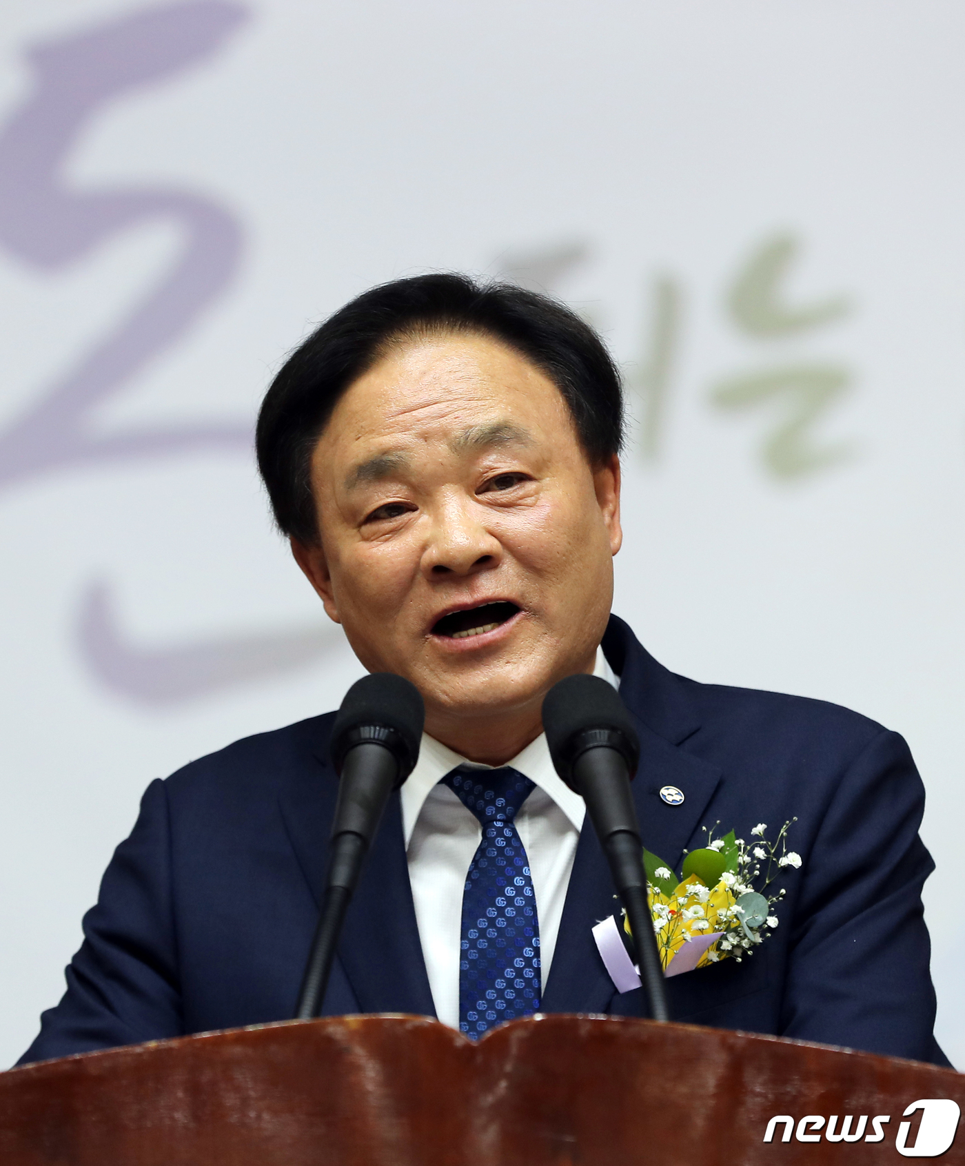 (서울=뉴스1) 구윤성 기자 = 26일 서울 송파구 수협중앙회에서 열린 수협중앙회장 이취임식에서 임준택 신임 회장이 취임사를 하고 있다. 2019.3.26/뉴스1