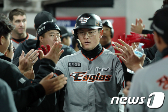 시즌 초반 홈런 공동 1위에 올라 있는 한화 이글스 이성열. /뉴스1 © News1 한산 기자