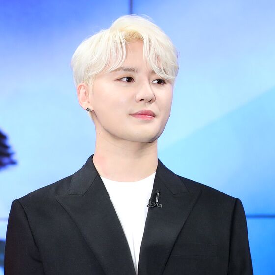 김준수 협박해 8억 뜯은 여성 BJ, 징역 7년 대법원 확정