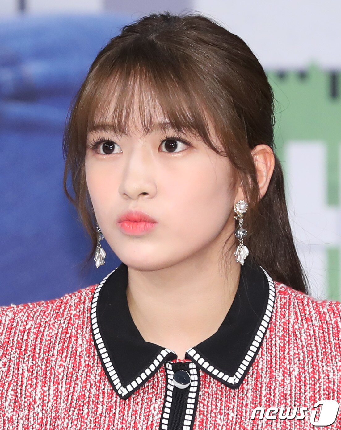 본문 이미지 - 아이즈원 안유진이 29일 오후 서울 상암 MBC에서 열린 ‘마이 리틀 텔레비전 V2’(연출 박진경, 권해봄/이하 ‘마리텔 V2’) 제작발표회에 참석해 매력을 발산하고 있다. 2019.3.29/뉴스1 ⓒ News1 권현진 기자