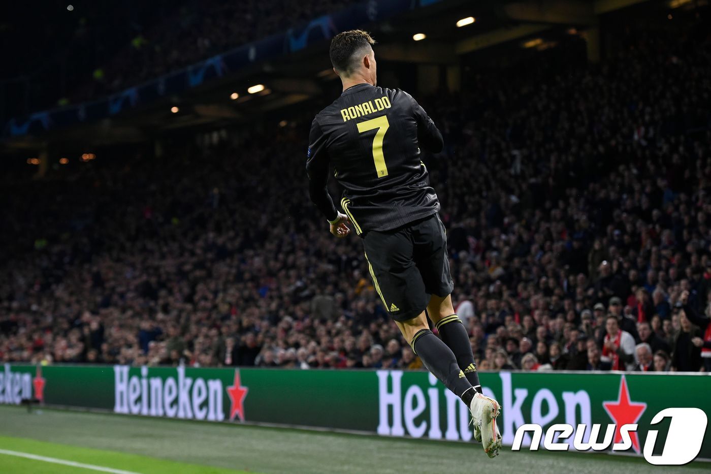 본문 이미지 - 유벤투스의 크리스티아누 호날두. ⓒ AFP=뉴스1