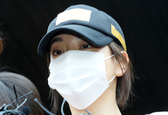 "황하나, 형량 줄이려 마약한 남녀 연예인 이름 불었다…증거 확실한 몇 명"