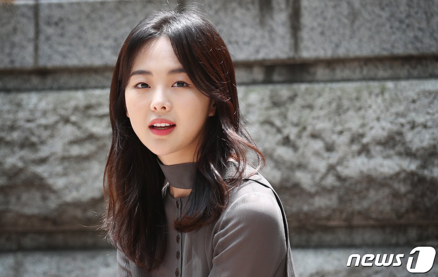 본문 이미지 - SBS TV 드라마 '열혈사제'의 배우 금새록/뉴스1 ⓒ News1 송원영 기자