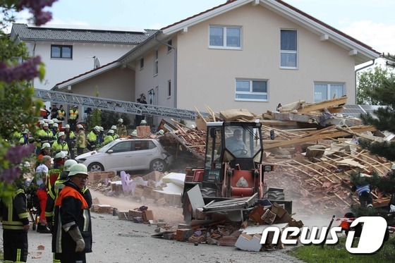 [사진] 가스폭발로 폭삭 무너진 獨 주택가