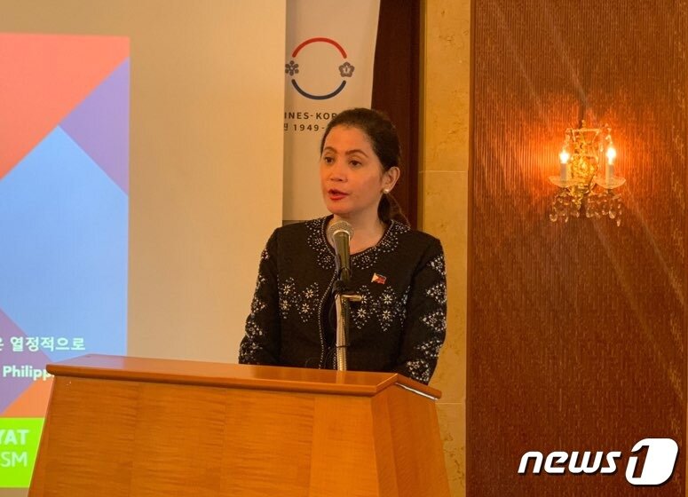 본문 이미지 - 지난 10일 방한해 '지속가능한 관광'에 대한 계획을 발표하는 베르나데트 로물로 푸얏 필리핀관광부 장관ⓒ 뉴스1