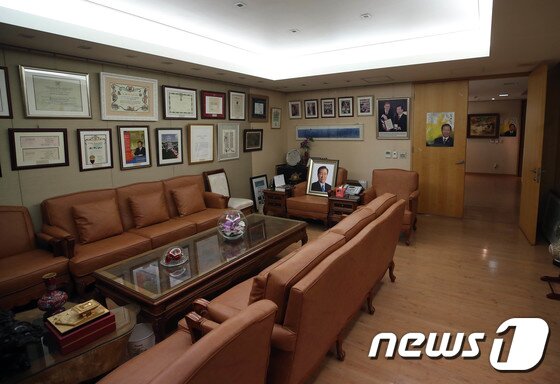 https://image.news1.kr/system/photos/2019/6/14/3688048/article.jpg/dims/optimize https://image.news1.kr/system/photos/2019/6/14/3688048/article.jpg/dims/optimize