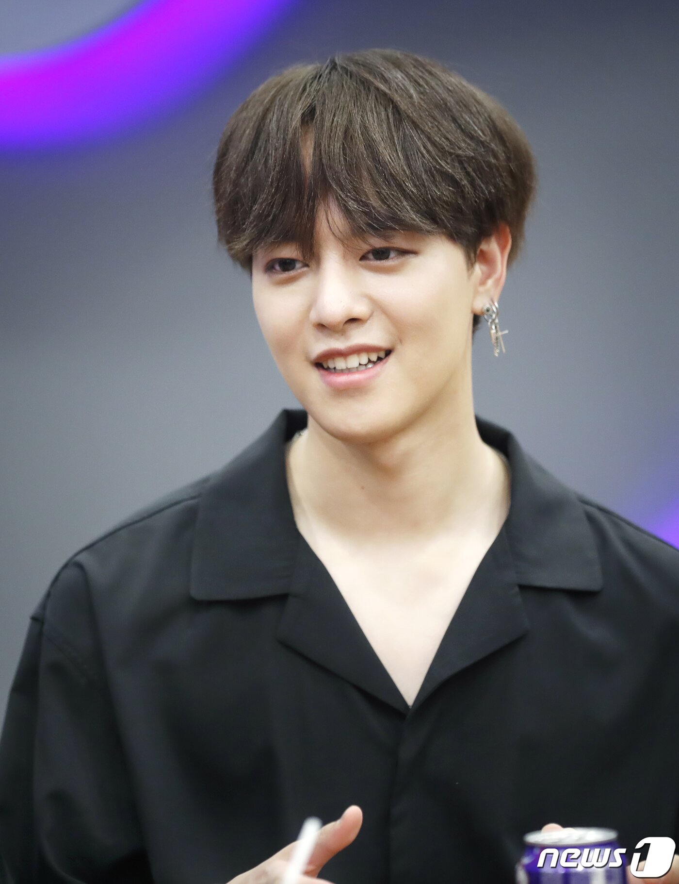 본문 이미지 - 서울 장안동 RBW 사옥. 아이돌그룹 원어스(ONEUS) 레이븐 딥풀이. 2019.6.19/뉴스1 ⓒ News1 권현진 기자