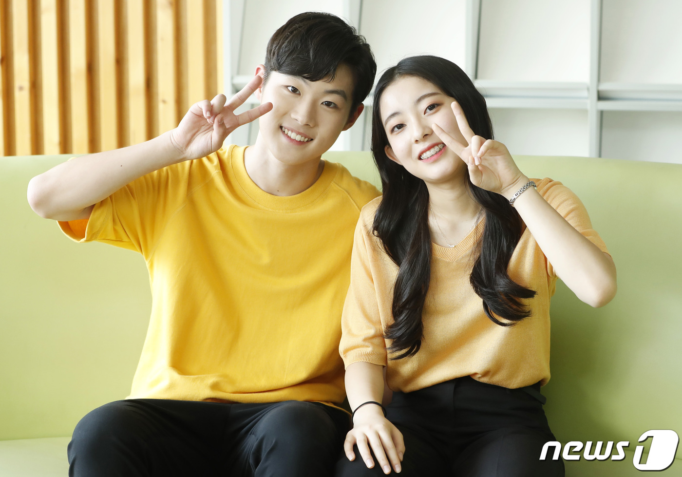 (인천=뉴스1) 권현진 기자 = 배우 권미르, 김동하(오른쪽)가 22일 오후 인천 재능대학교 대강당에서 열린 JEI재능TV 초관심드라마 '댄스넘버피프틴(Dance No.15)‘(연 …