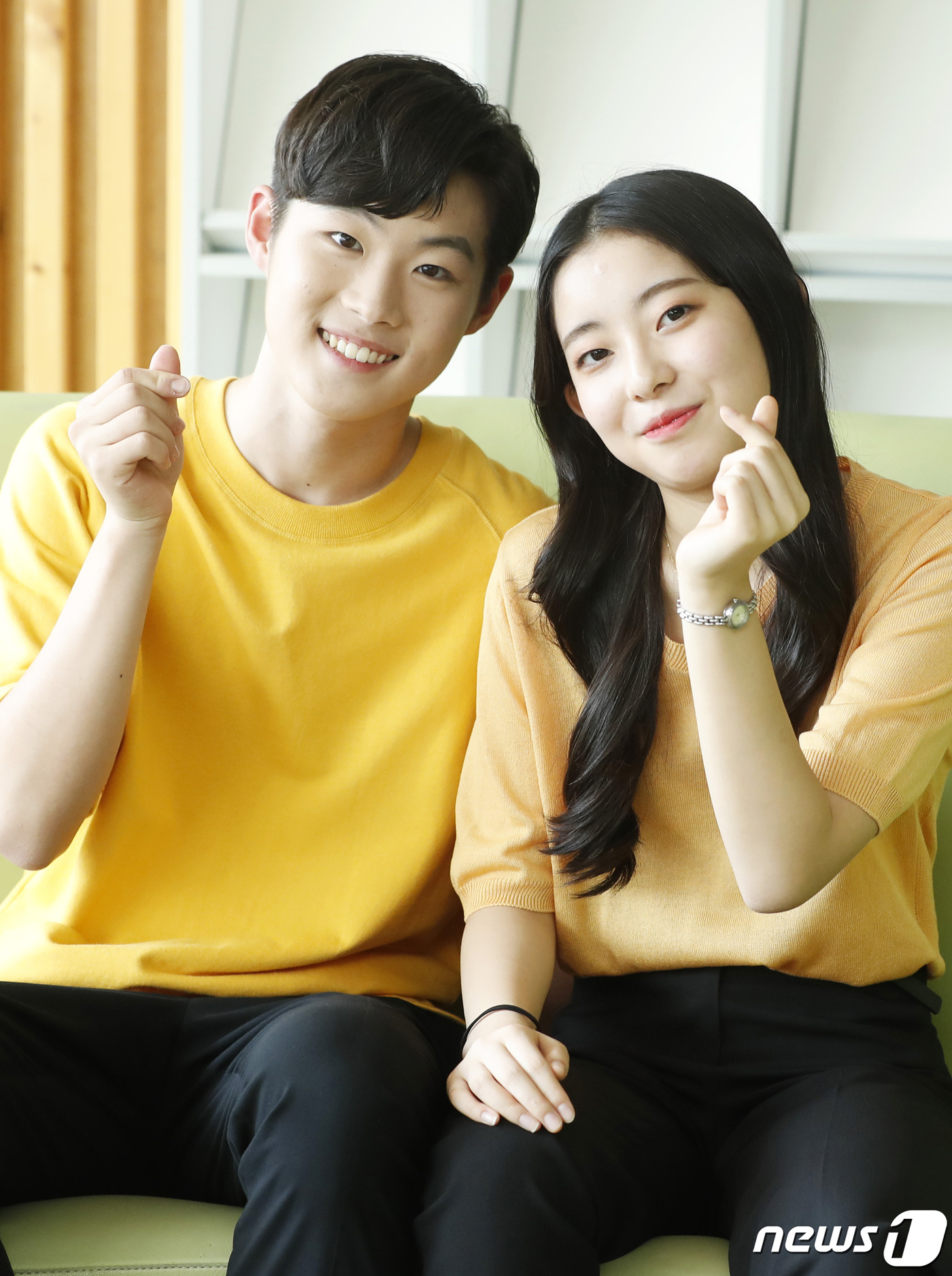 (인천=뉴스1) 권현진 기자 = 배우 권미르, 김동하(오른쪽)가 22일 오후 인천 재능대학교 대강당에서 열린 JEI재능TV 초관심드라마 '댄스넘버피프틴(Dance No.15)‘(연 …