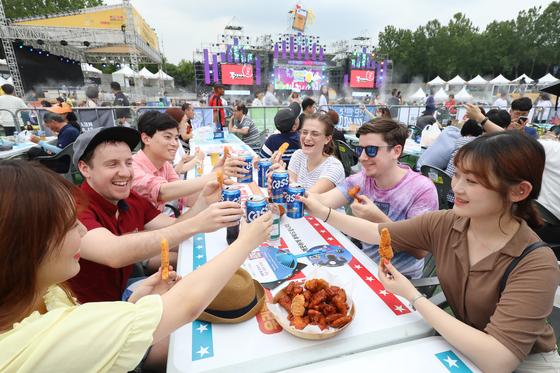 "독일인은 김밥, 중국인은 국밥"…K-관광 마무리는 '피부과'