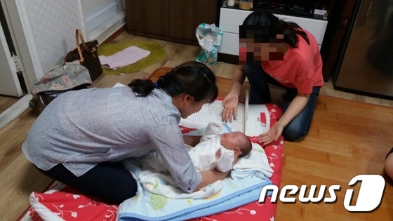 동작구 영유아 건강간호사 활동모습.(동작구 제공) © 뉴스1