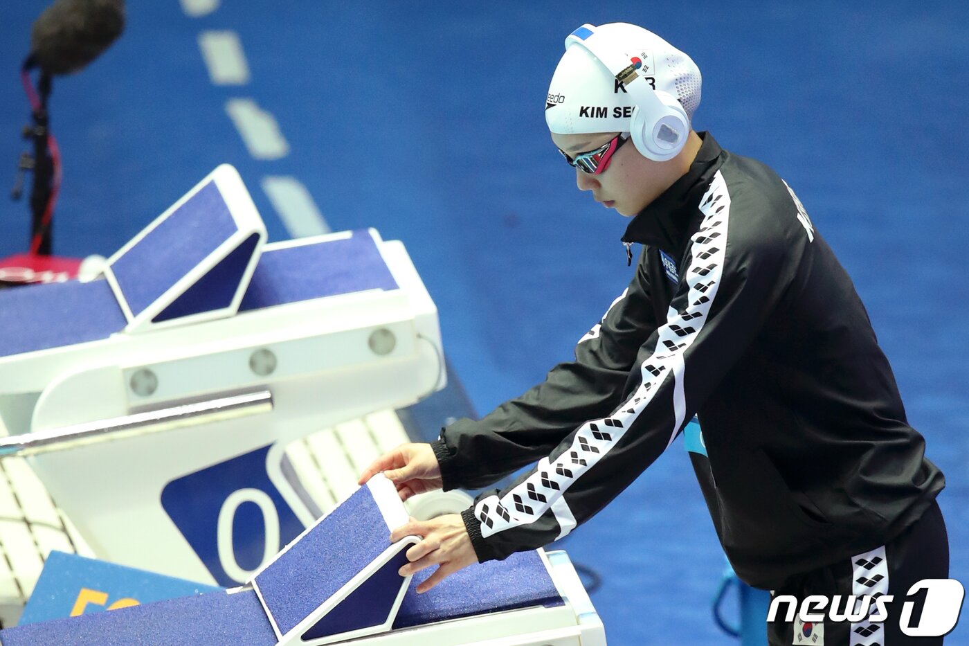 본문 이미지 - 김서영이 22일 오후 광주 광산구 남부대학교에서 '2019 광주 세계수영선수권대회' 여자 200m 개인 혼영 결승 전 경기를 준비하고 있다. 2019.7.22/뉴스1 ⓒ News1 황희규 기자