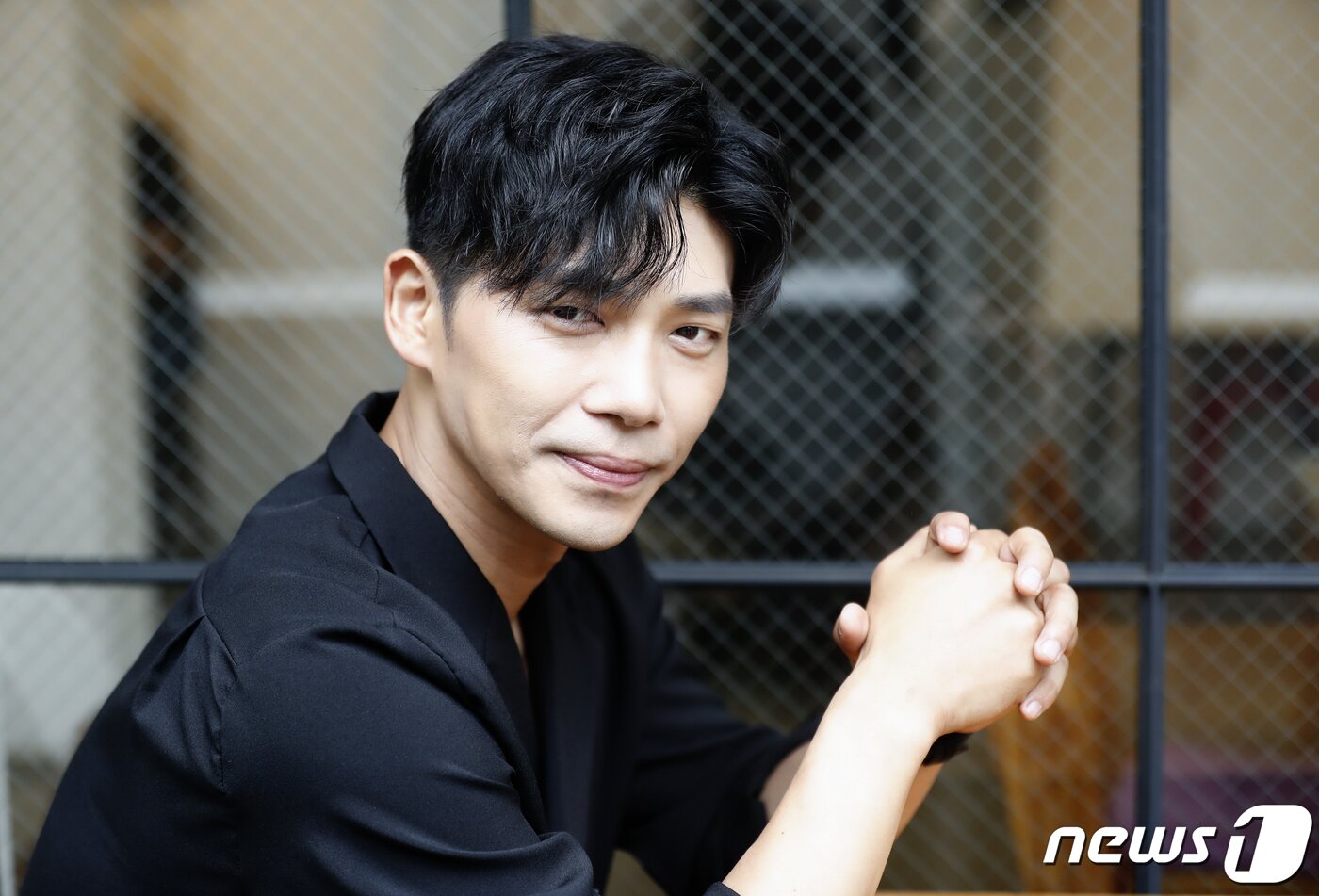 본문 이미지 - 서울 삼청동 카페. jtbc 드라마 'www.검색어를 입력하세요(검블유) 배우 지승현 인터뷰. 2019.7.25/뉴스1 ⓒ News1 권현진 기자