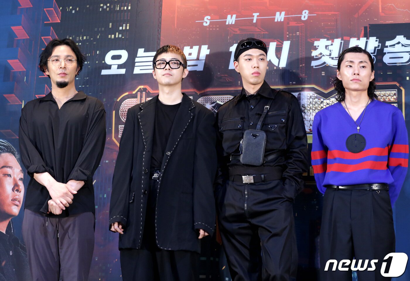 본문 이미지 - 래퍼 버벌진트(왼쪽부터), 기리보이, 비와이, 밀릭이 26일 오전 서울 마포구 상암동 CJ ENM에서 열린 Mnet '쇼미더머니8' 제작 발표회에 참석해 포즈를 취하고 있다. 2019.7.26/뉴스1 ⓒ News1 권현진 기자