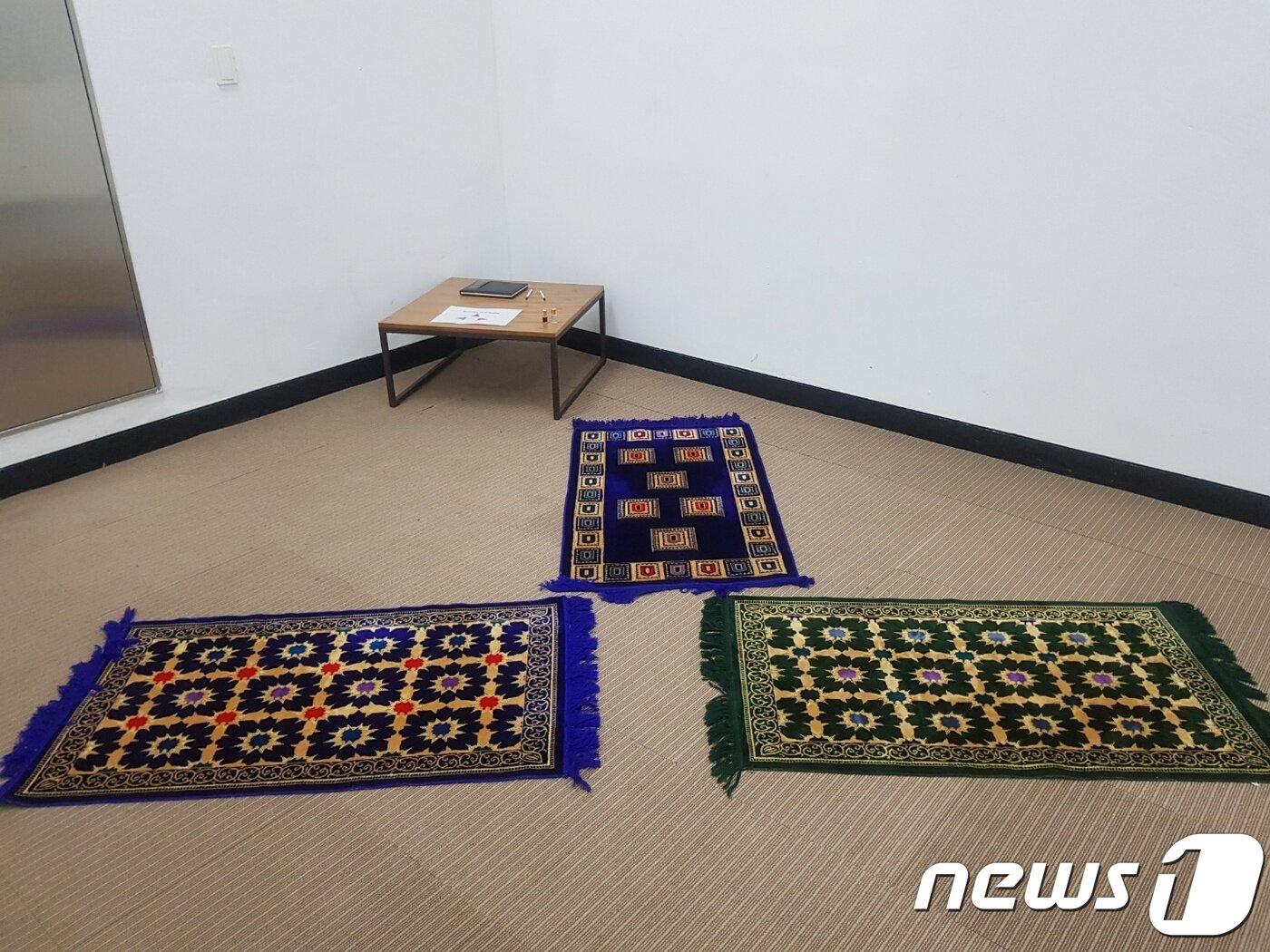 본문 이미지 - 롯데오토옥션 내부에 위치한 기도실 ⓒ 뉴스1