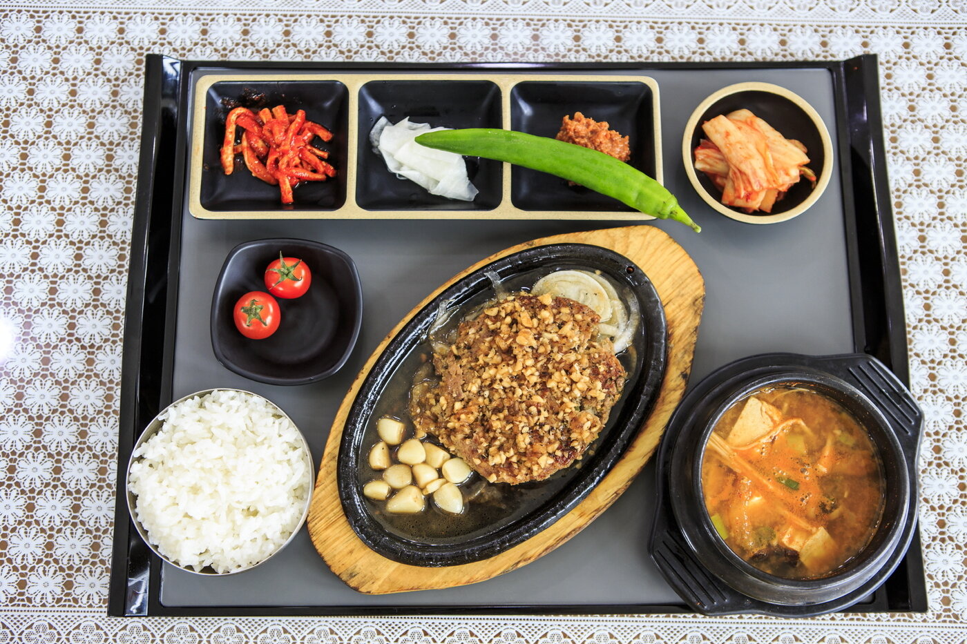 본문 이미지 - 단양팔경휴게소(부산방향)에서 파는 단양마늘수제떡갈비