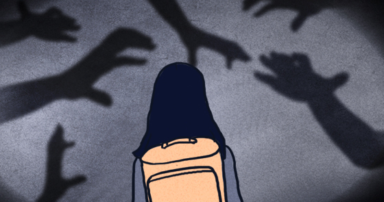 초등학생 수프에 체액 넣은 교사…몰래 찍어 자기들끼리 영상 공유