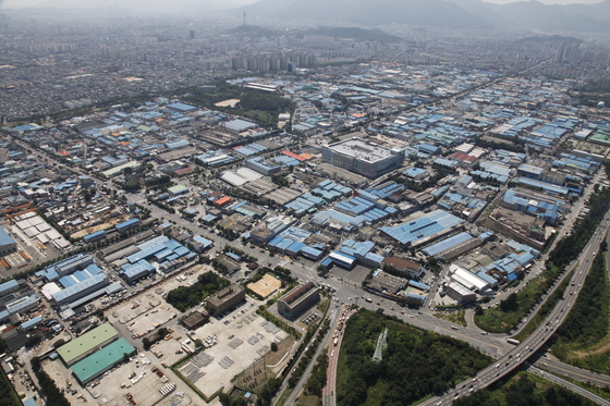 "풀어야 vs 묶어야"…대구염색산단 업종 제한·완화 의견 팽팽