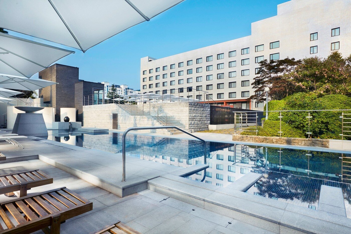본문 이미지 - 메종 글래드 제주 야외 수영장