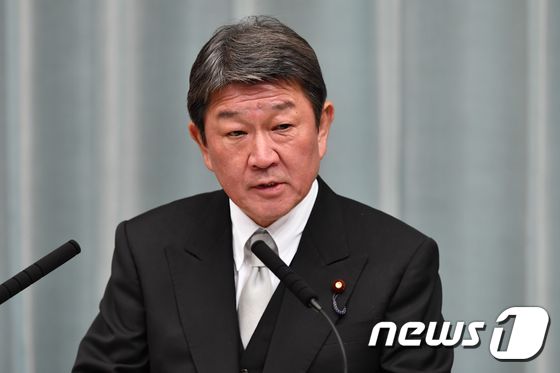 일본 외무 장관“매우 유감… 한국 시정”위안부 보상 확정