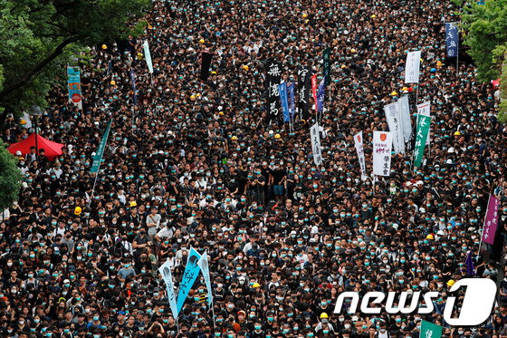 2일 송환법에 반대하는 홍콩 학생들이 시위에 대거 참여하고 있다. © 로이터=뉴스1 © News1 우동명 기자