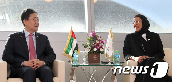 박양우 장관, UAE 문화지식개발부 장관과 면담