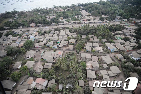 [사진] 탈화산 화산재로 덮인 필리핀 마을