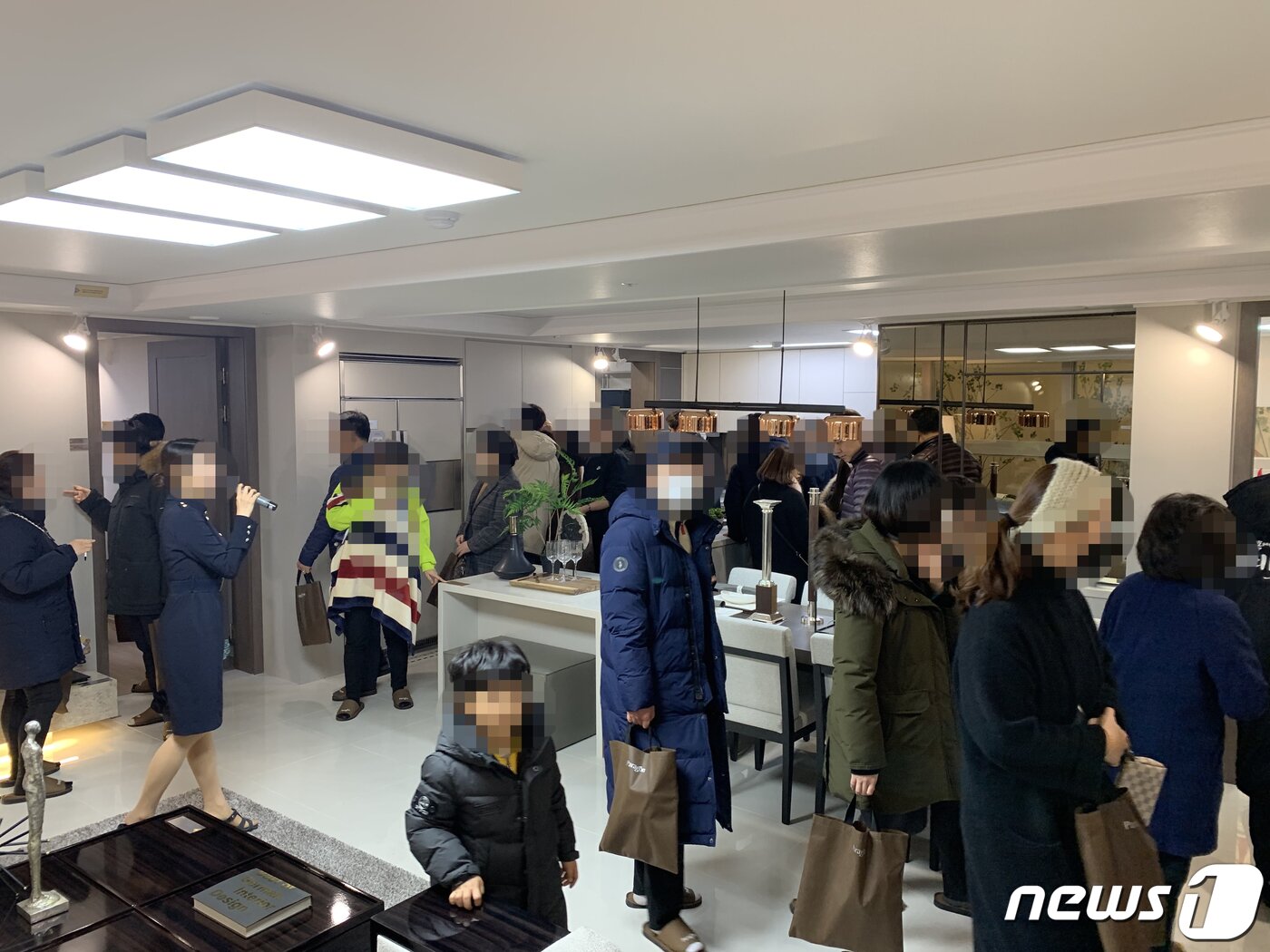 본문 이미지 - 동양건설산업이 분양하는 인천 '검단파라곤 센트럴파크' 견본주택 모습.ⓒ News1 이동희 기자 
