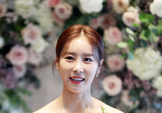 47세 한다감, 결혼 6년 만에 엄마 된다…"연예계 최고령 산모"