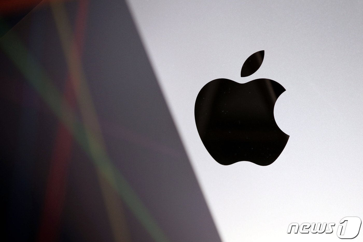 본문 이미지 - 서울 중구 명동의 애플 공인리셀러 프리스비 매장. 2020.10.13/뉴스1 ⓒ News1 이광호 기자