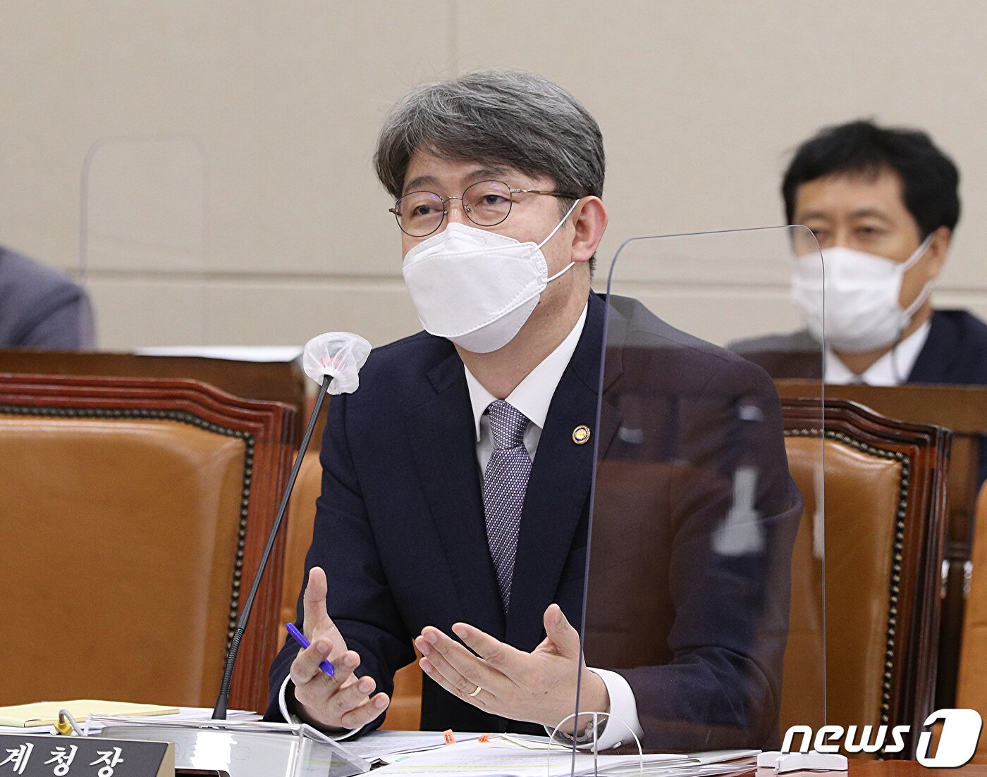 본문 이미지 - 강신욱 전 통계청장. 2020.10.14/뉴스1 ⓒ News1 신웅수 기자