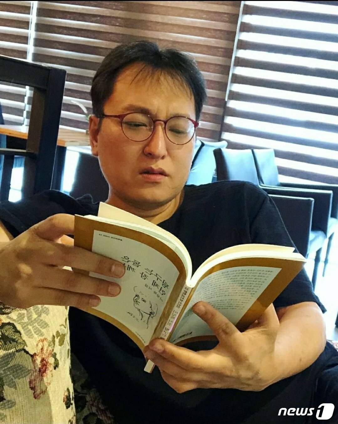 본문 이미지 - 박진성 시인(42) ⓒ 뉴스1