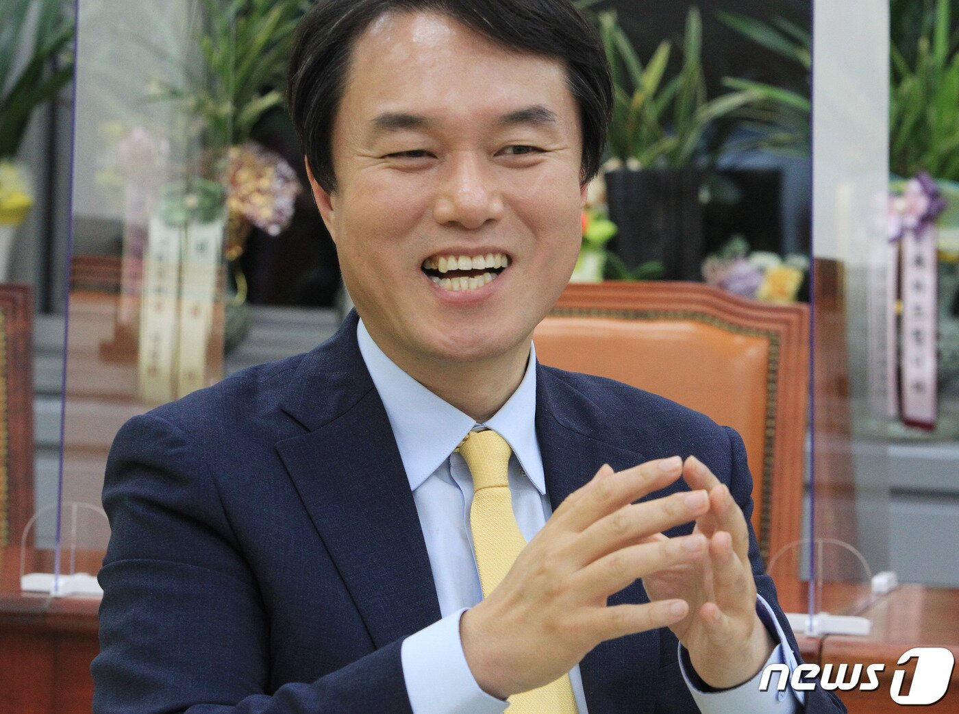 본문 이미지 - 김종철 정의당 대표가 뉴스1과 인터뷰를 하고 있다.ⓒ 뉴스1 이길우 객원대기자