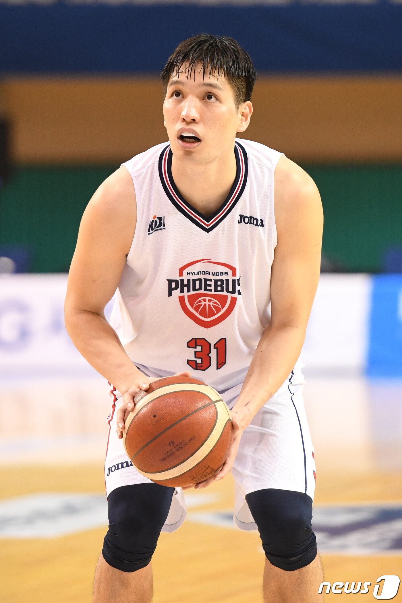 본문 이미지 - 고양 오리온에서 울산 현대모비스로 FA 이적한 장재석. (KBL 제공) ⓒ 뉴스1