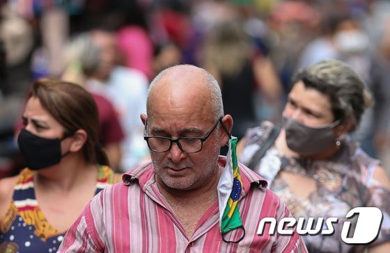 브라질 아마조나스주 마나우스 시민들 © AFP=뉴스1