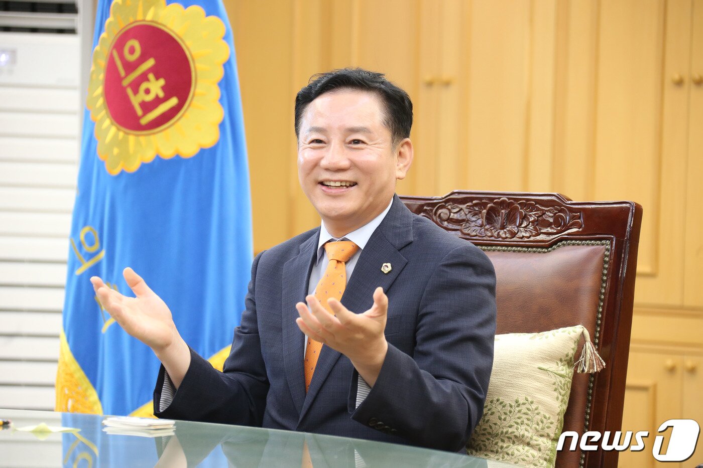 본문 이미지 - 송지용 전북도의회 의장이 취임 100일을 맞아 인터뷰를 하고 있다.2020.10.9/뉴스1